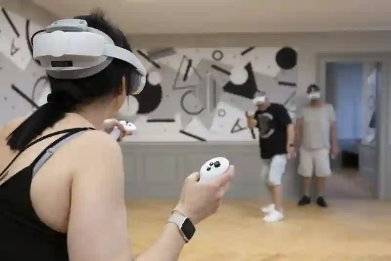 VirtualReality_VR_20250531-credits_MichaelJung (2)